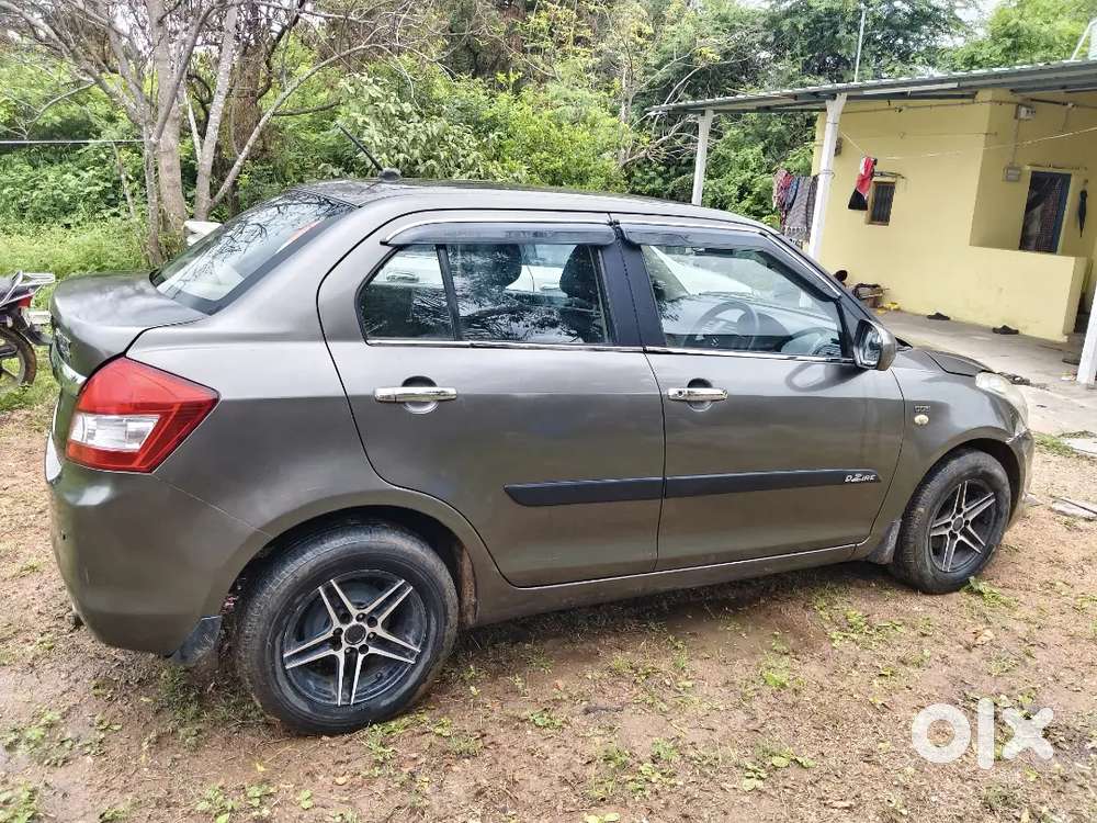 Maruti Suzuki Swift Dzire 2015/12
