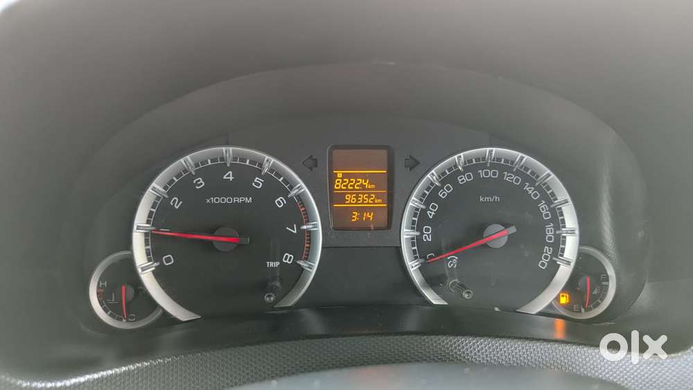 Maruti Suzuki Swift Vxi With Abs, 2012, Petrol