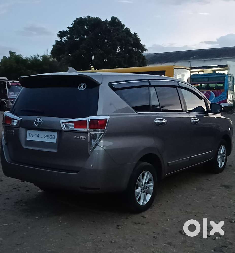 Toyota Innova Crysta 2.4 G Plus Mt, 2017, Diesel