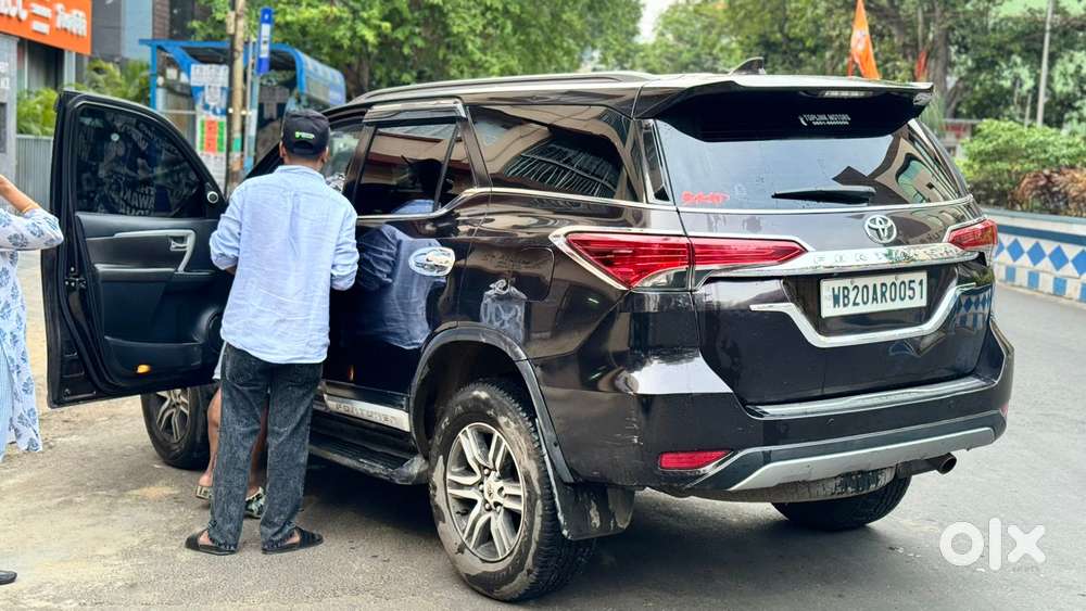 Toyota Fortuner 2.8 At Celebratory Edition, 2016, Diesel