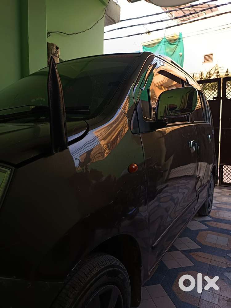 Maruti Suzuki Wagon R 1.0 2012