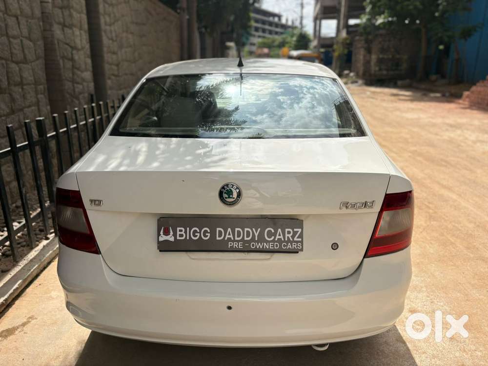 Skoda Rapid 1.5 Tdi Ambition With Alloy Wheel, 2012, Petrol