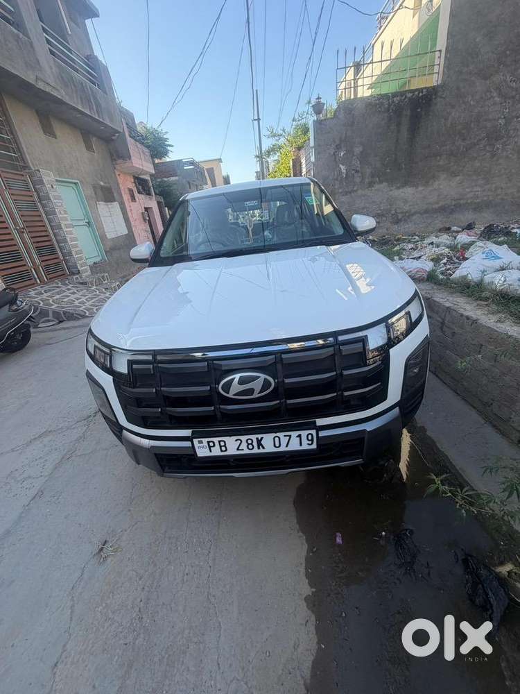 Crera Petrol 2025 Brand New Car Only 7400 Km Driven