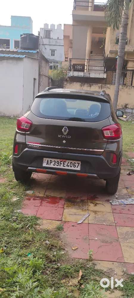 Kwid Climber Car
