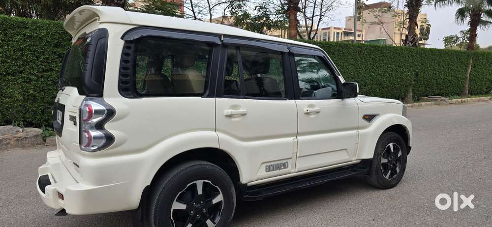 Mahindra Scorpio, 2017, Diesel