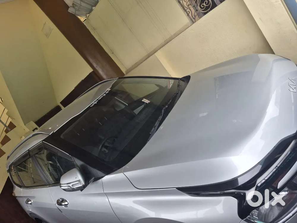 Kia Carens Premium 2023