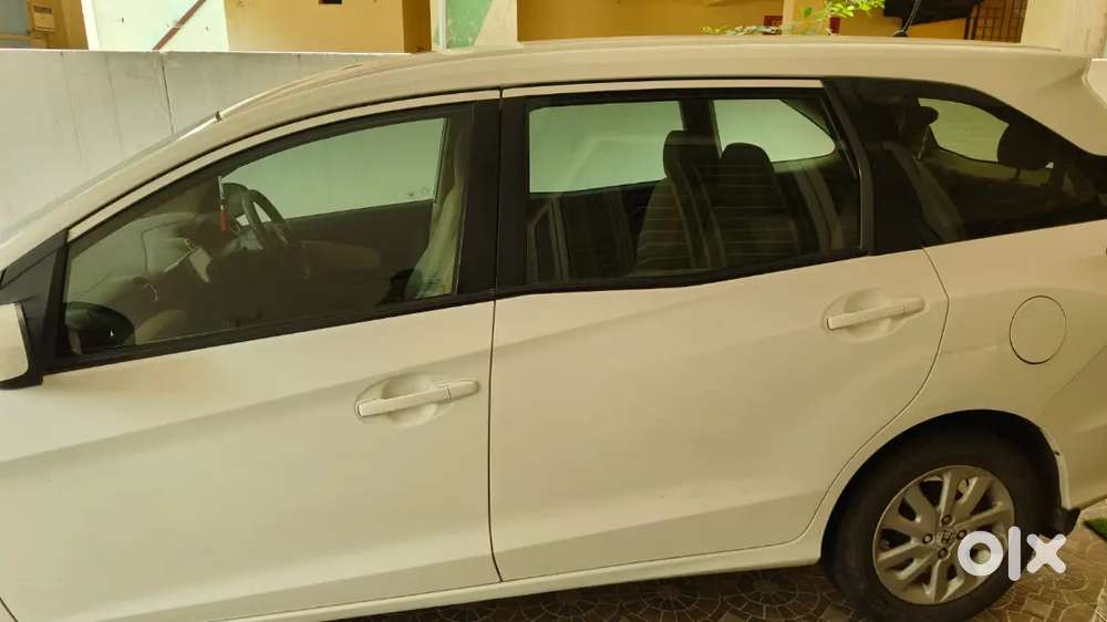 Honda Mobilio 2014