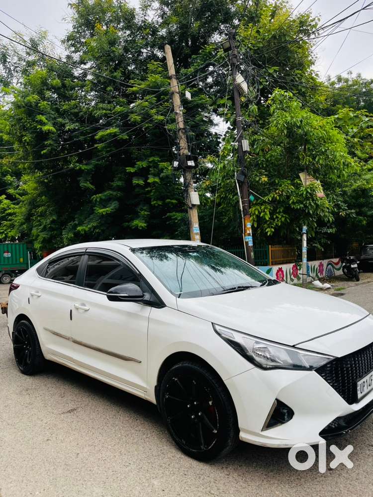Hyundai Petrol Manual 2023