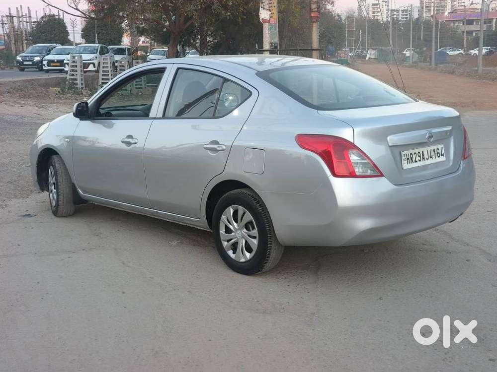 Nissan Sunny 2014-2016 Xe, 2015, Petrol