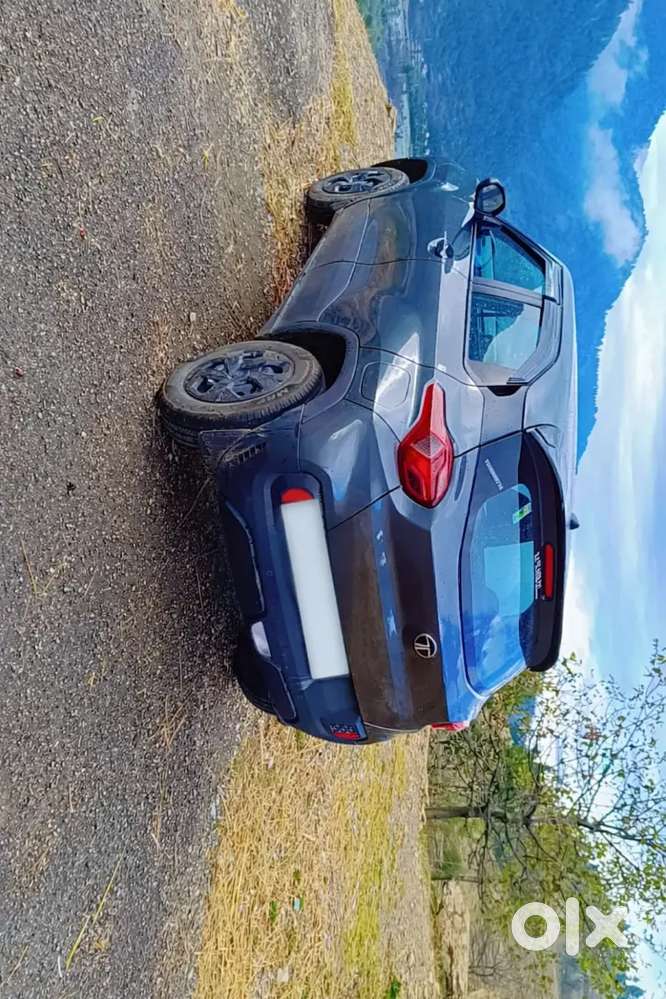 Tata Punch 2025 Petrol Well Maintained