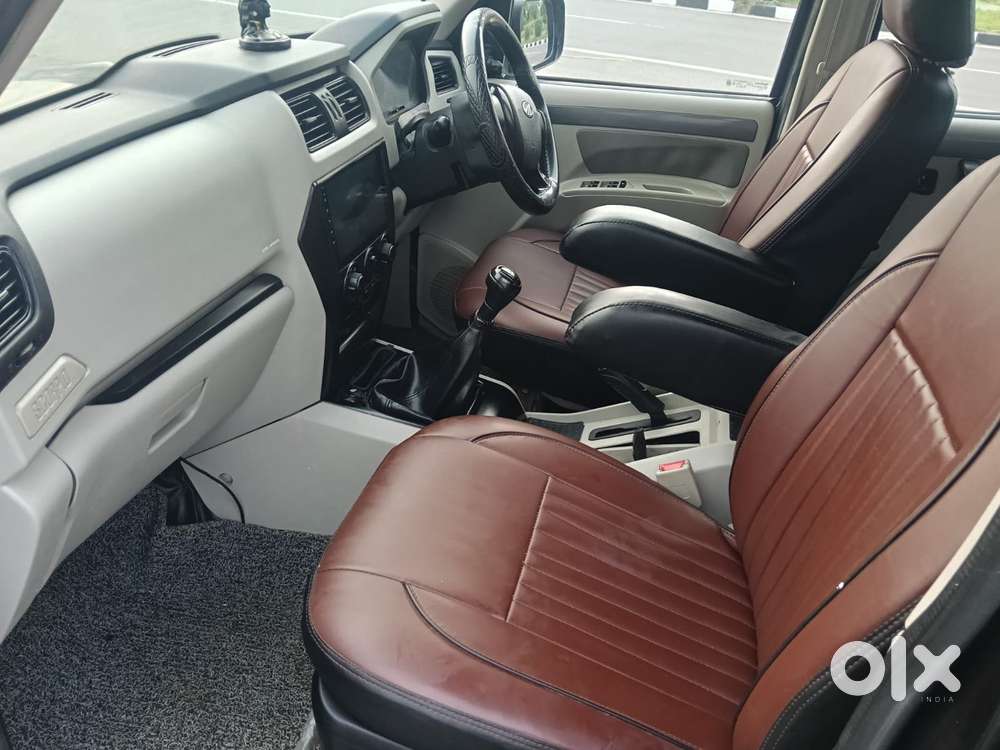 Mahindra Scorpio Classic 2.2 S 11 Mt 7 Str, 2019, Diesel