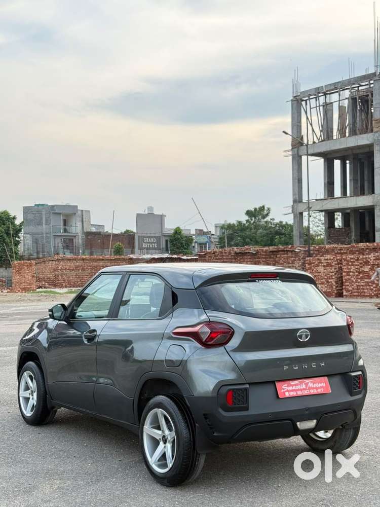 Tata Punch Facelift Pure (o), 2022, Petrol