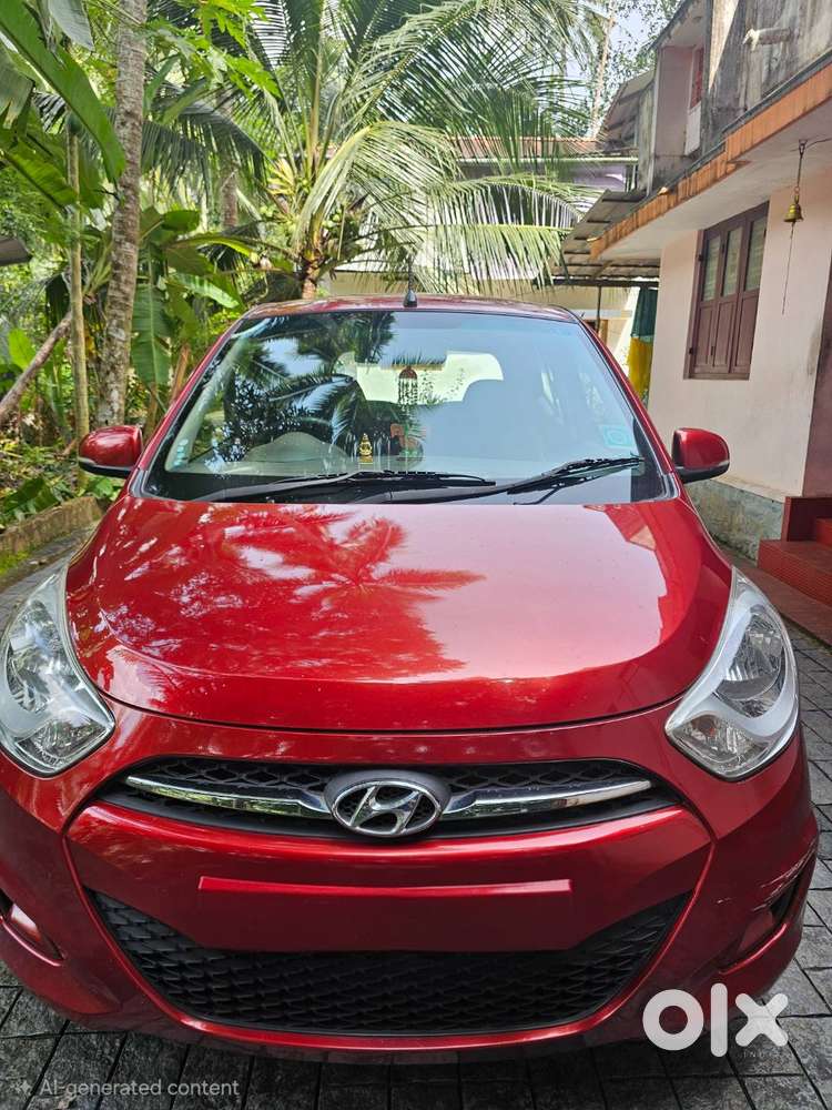 I10 Magna (2012)