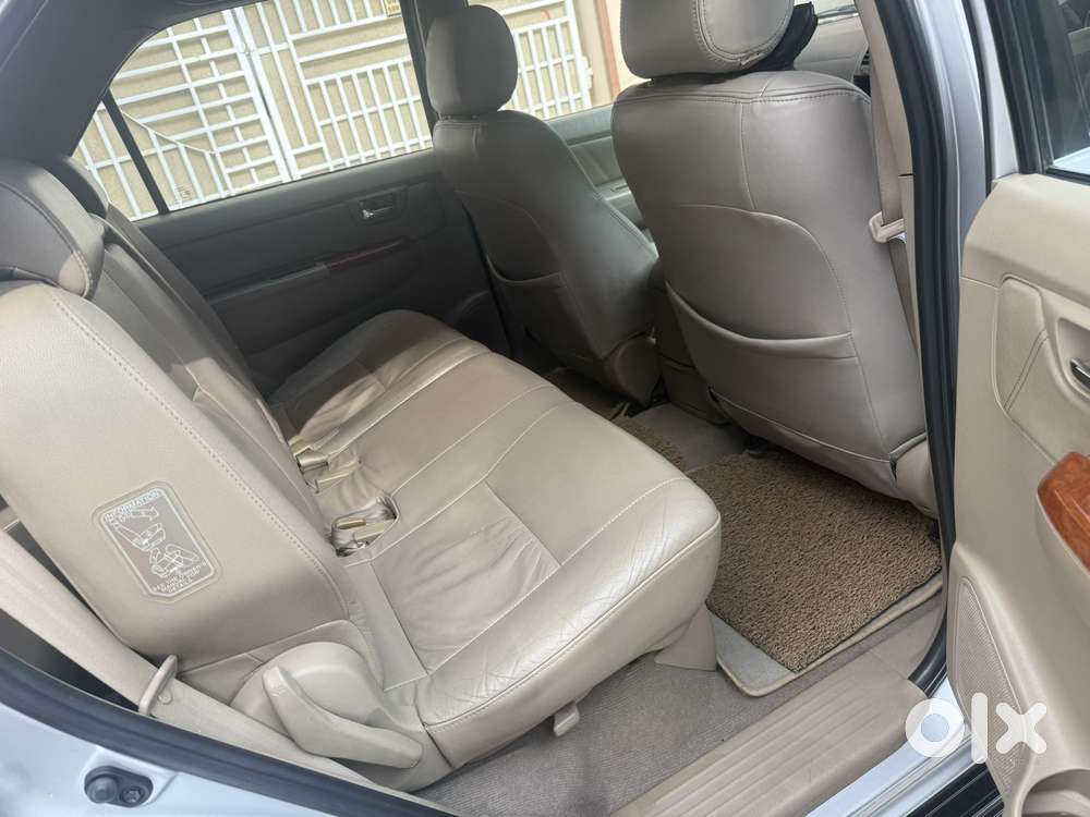 Toyota Fortuner 3.0 4x4 Manual, 2010, Diesel