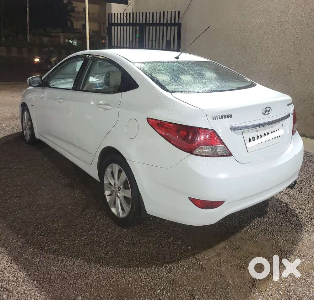 Hyundai Verna 1.6 Sx 2011