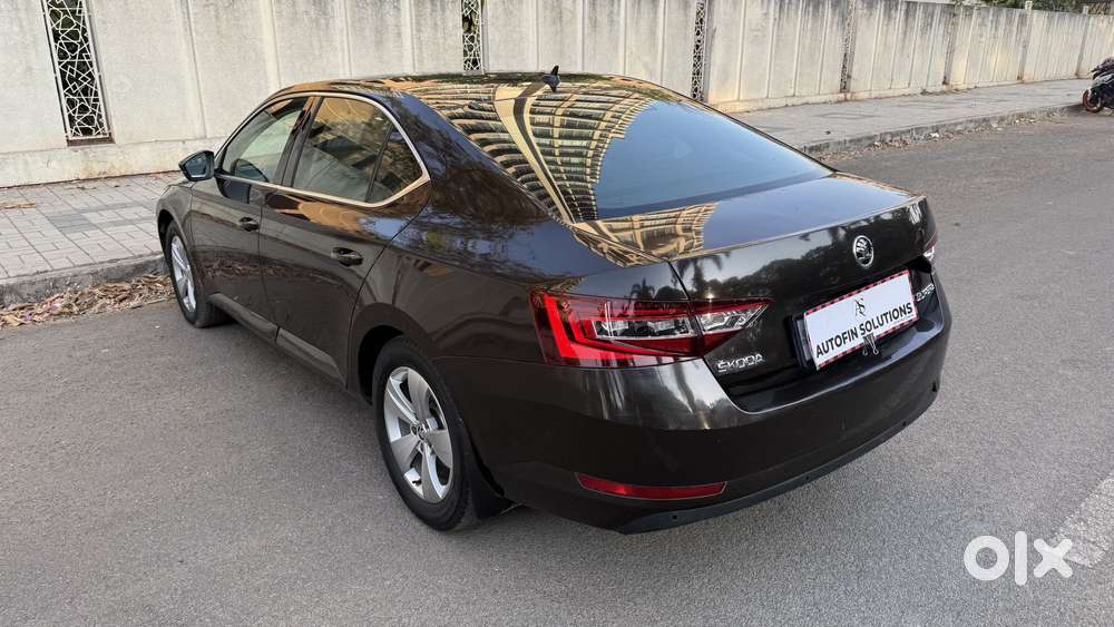 Skoda Superb 2013-2015 Elegance 1.8 Tsi Mt, 2016, Petrol