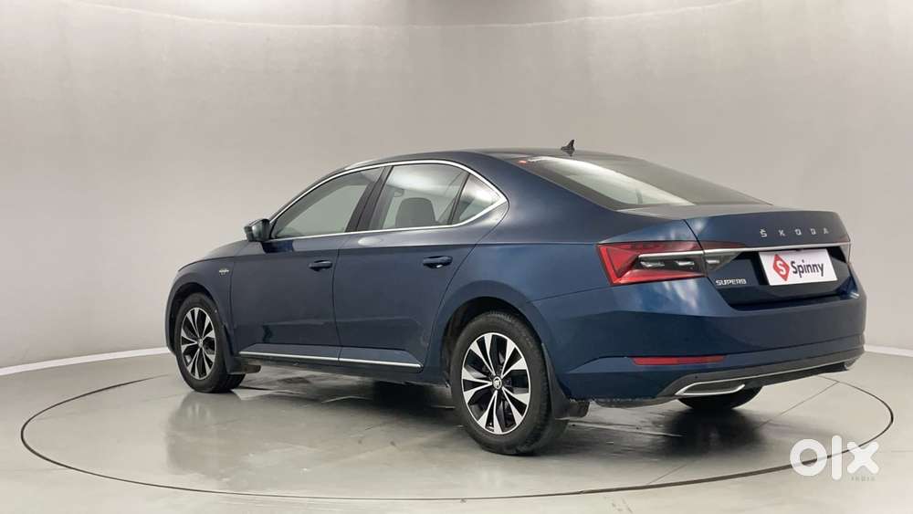 Skoda Superb L&k 1.8 Tsi At, 2023, Petrol