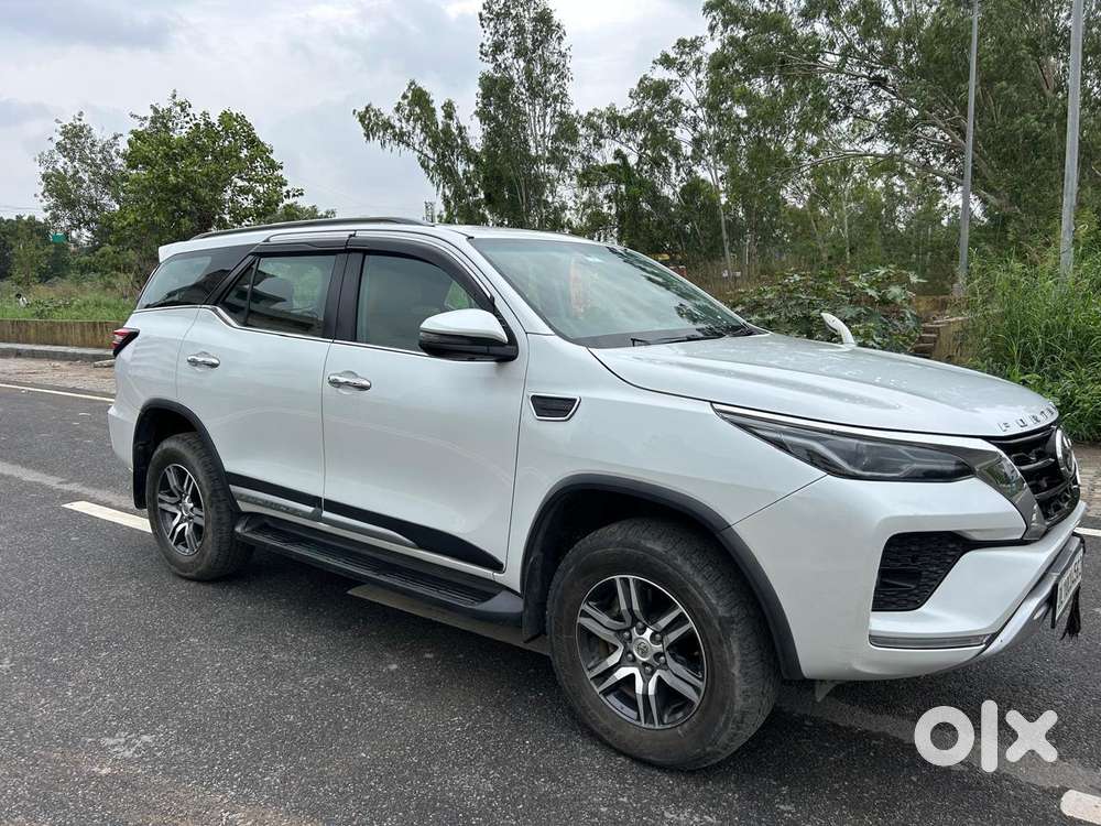 Toyota Fortuner 4x2 At 2.8 Diesel, 2022, Diesel