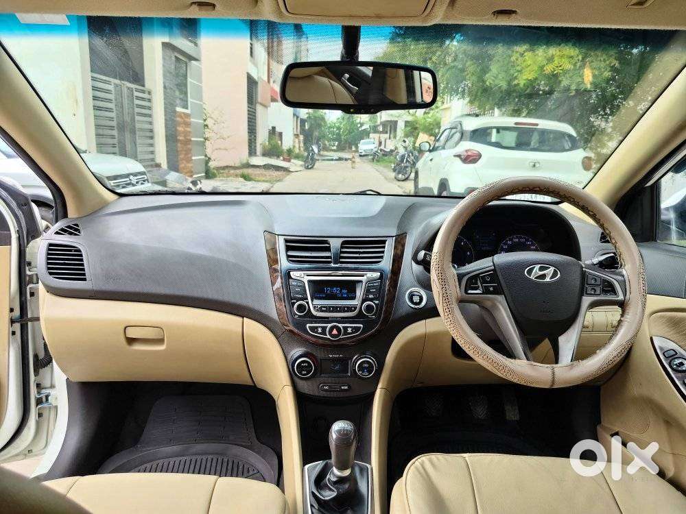 Hyundai Verna 1.6 Crdi Sx Option, 2015, Diesel