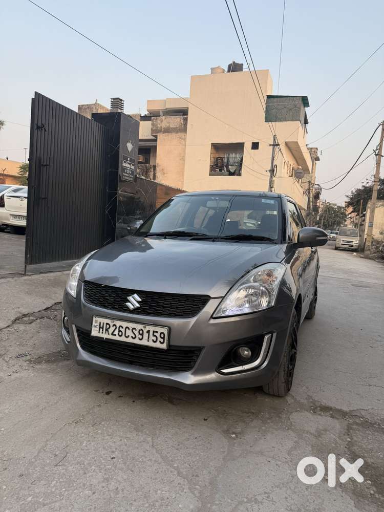 Maruti Suzuki Swift Vxi Abs Bsiv, 2015, Petrol