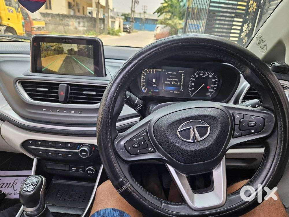 Tata Altroz Xza Plus (s), 2023, Petrol