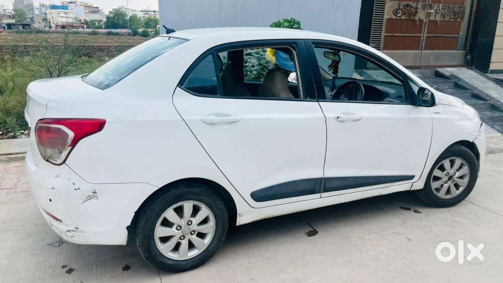 Hyundai Xcent 2015 Diesel 120000 Km Driven