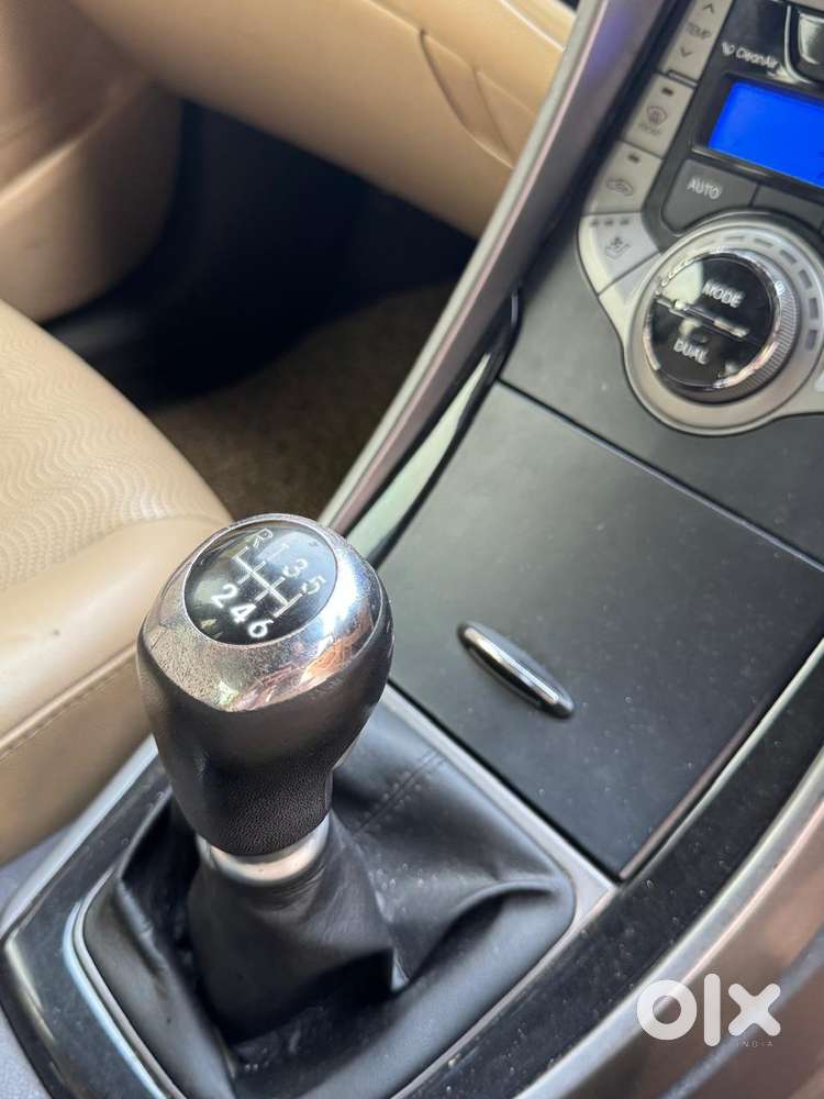 Hyundai Elantra 2.0 Sx Option, 2013, Petrol