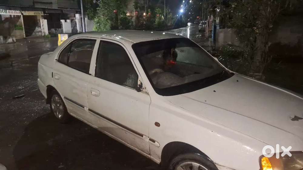Hyundai Accent 1.5 Executive 2011 Average 35