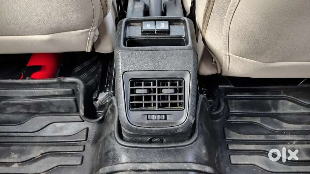 Maruti Suzuki Dzire Vxi 2025