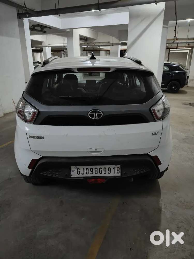 Tata Nexon 2018 Diesel 120000 Km Driven