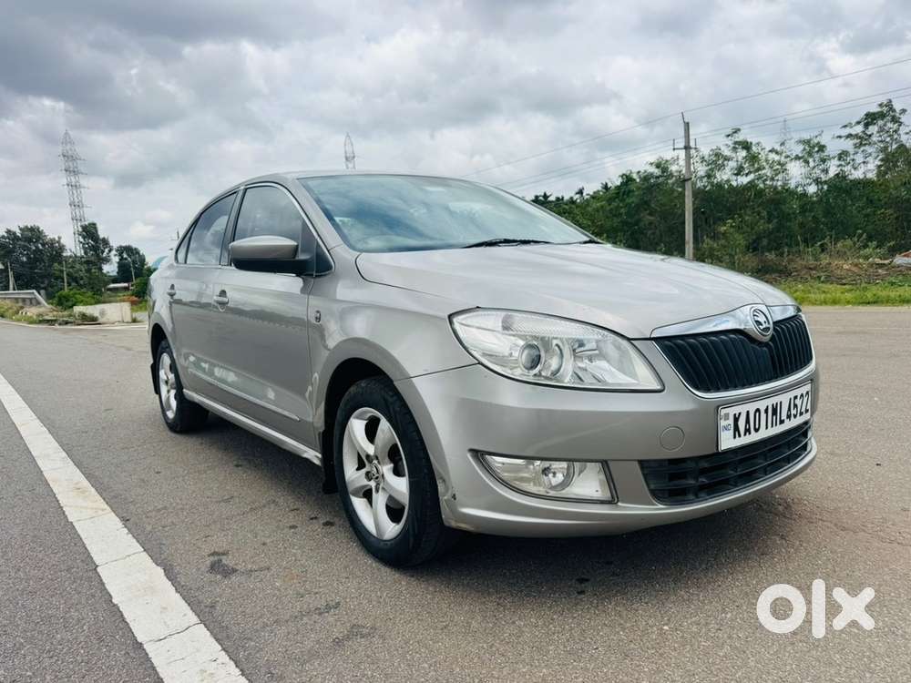 Skoda Rapid 1.6 Elegance Manual 2014