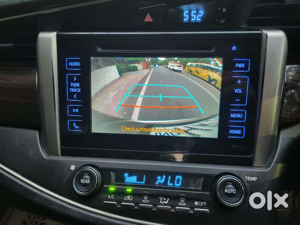 Toyota Innova Crysta 2.4 Vx Mt, 2016, Diesel