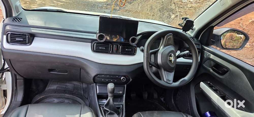 Tata Punch 2025 Petrol 8000 Km Driven