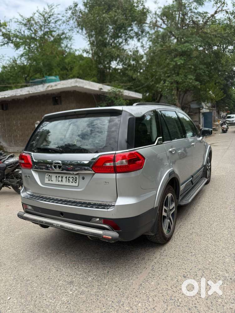 Tata Hexa 2.2 Xt 4x2 7 Str Dual Tone, 2017, Diesel