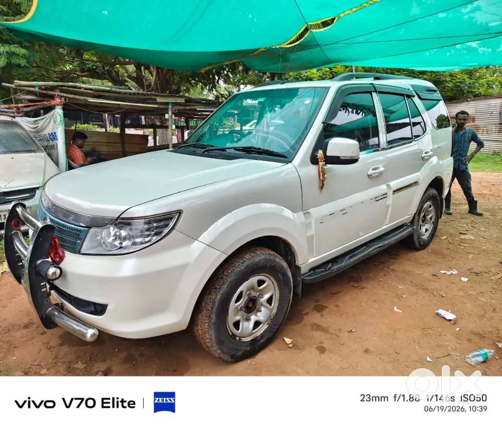 Tata Safari Storme 2014 Diesel 2nd Owner