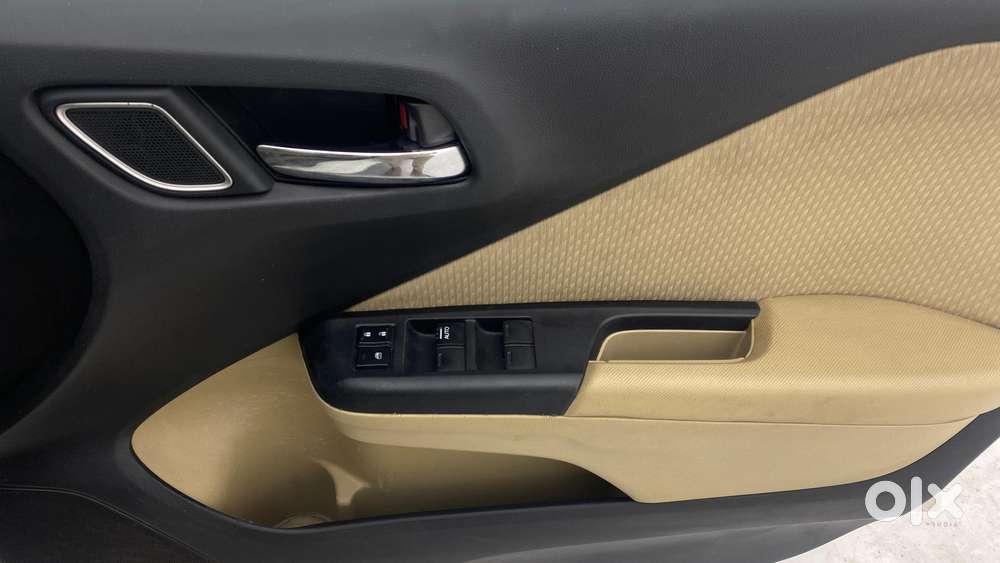 Honda City I-vtec V, 2020, Petrol