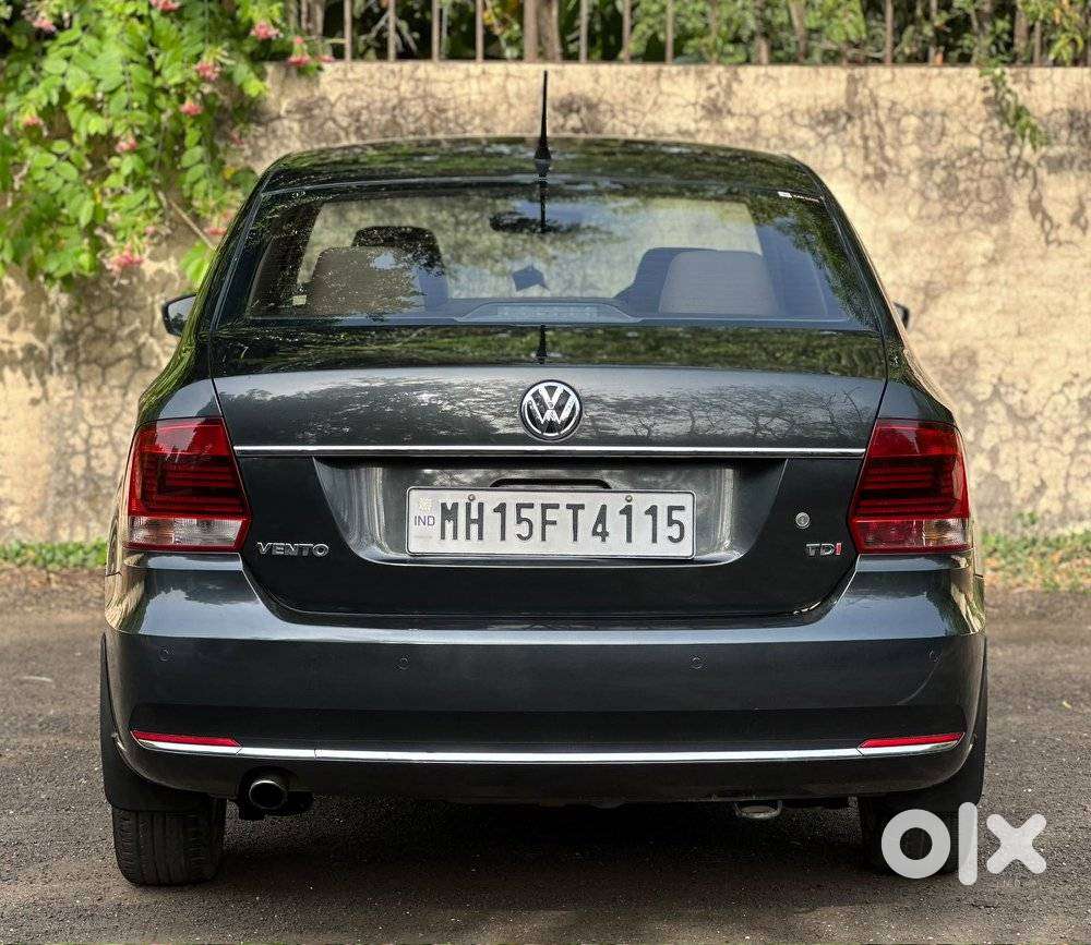 Volkswagen Vento 2010-2013 Petrol Highline At, 2017, Diesel