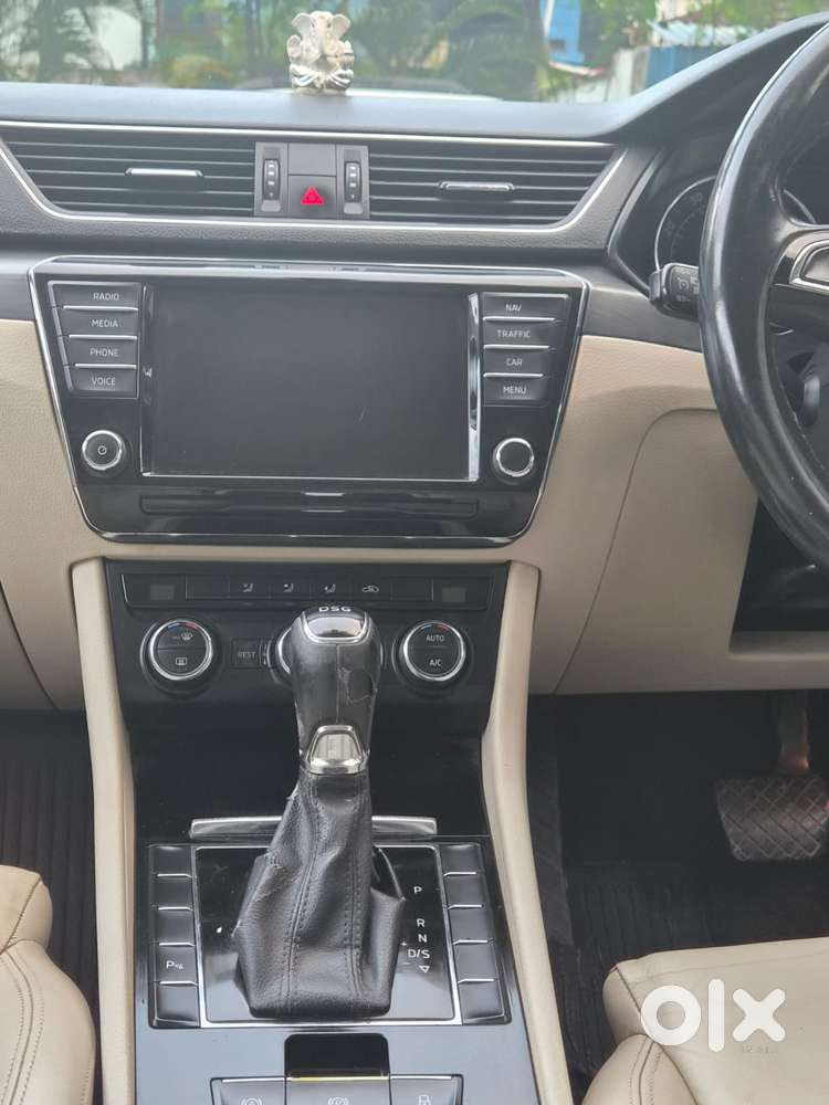 Skoda Superb Lk 1.8 Tsi At, 2017, Petrol