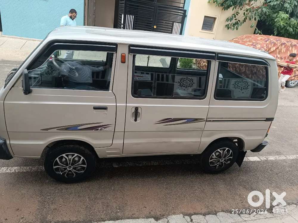 Maruti Suzuki Omni 2017 Petrol Well Maintained