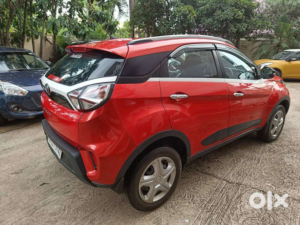 Tata Nexon 1.2 Revotron Xm (s), 2020, Petrol