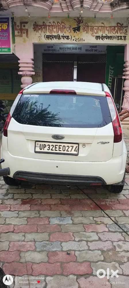 Ford Figo Petrol Lxi 2012 Variant