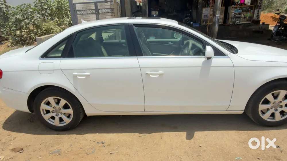 Audi A4 2010 Sunroof Petrol
