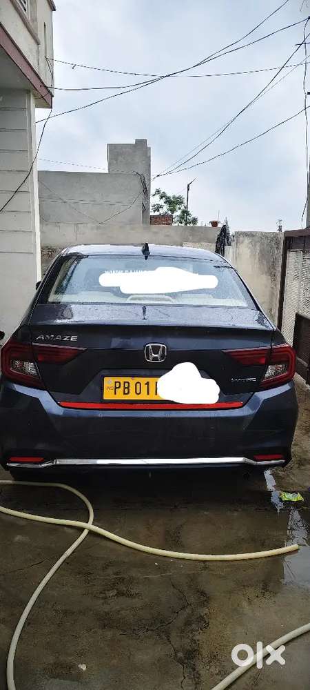 Honda Amaze 2nd Gen 2025 Petrol 23000 Km Driven