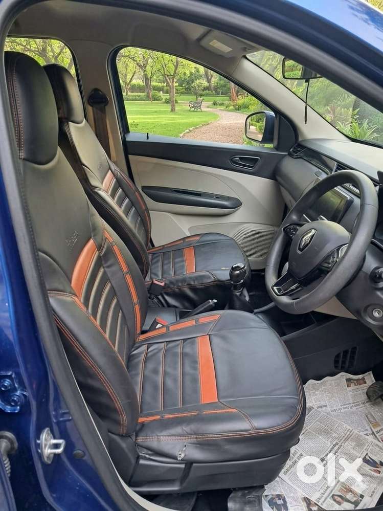 Renault Triber Rxt, 2023, Petrol