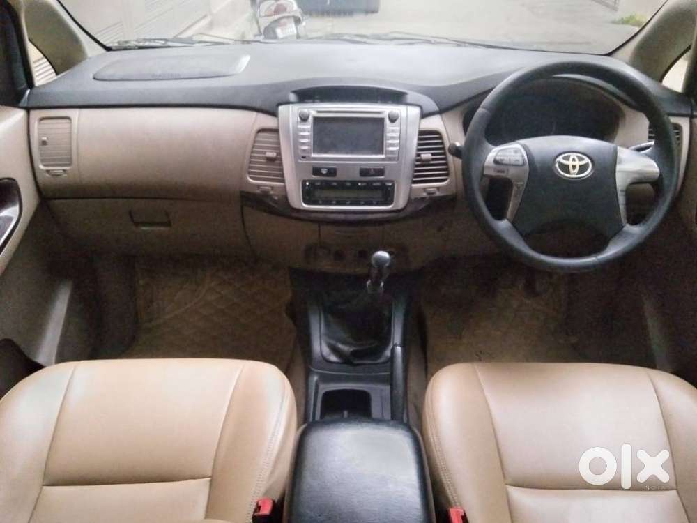 Toyota Innova 2.5 V 7 Str, 2015, Diesel