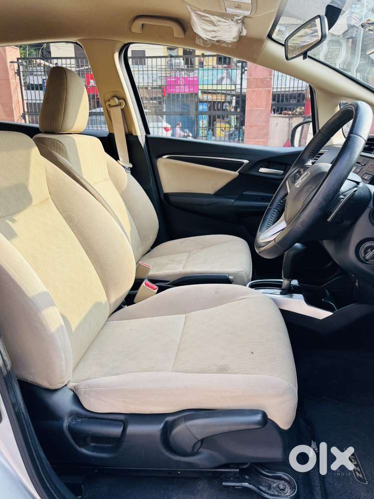 Honda Jazz V Automatic, 2018, Petrol