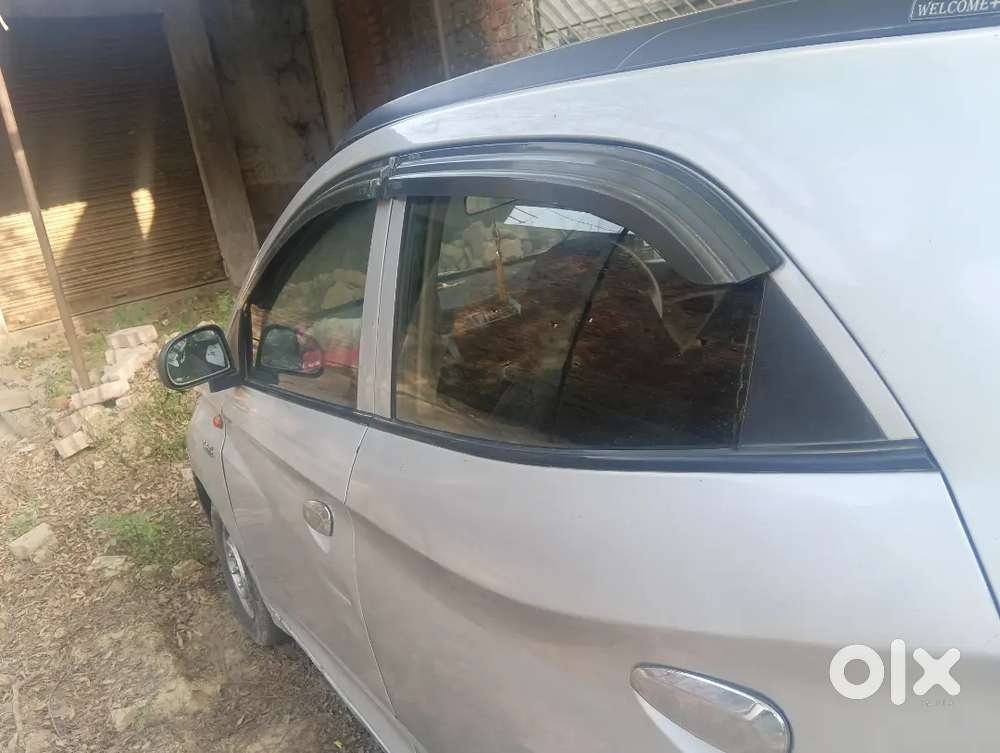 Hyundai Eon 2012 Petrol Well Maintained