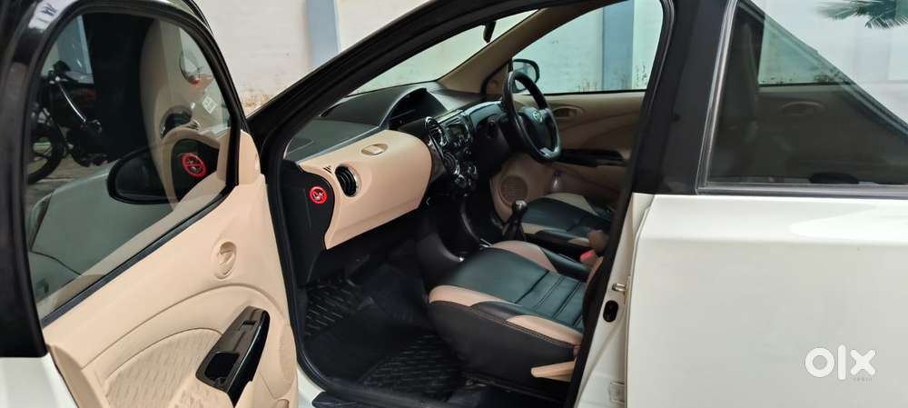 Toyota Etios Liva 1.2 Vx Dual Tone Limited Edition Petrol, 2019, Pet..