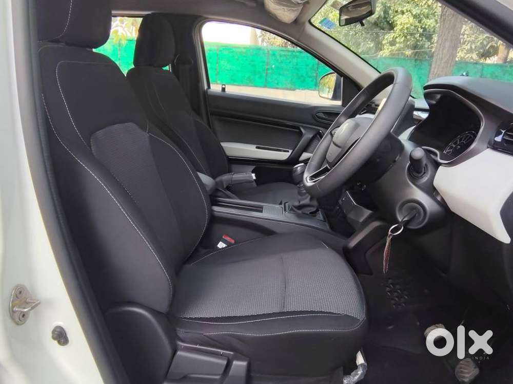 Renault Kiger Rxz, 2025, Petrol