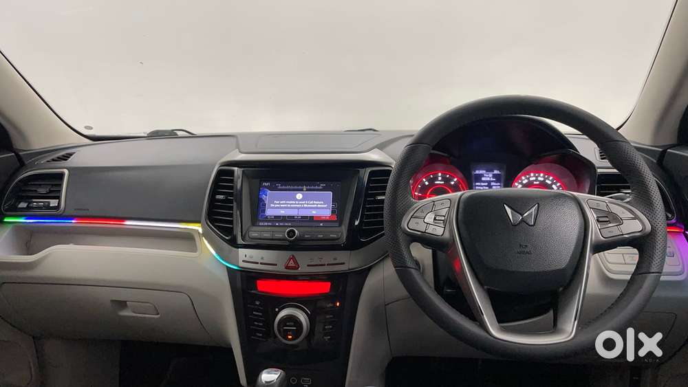 Mahindra Xuv300 W8 (o) 1.5 Diesel Amt, 2023, Diesel